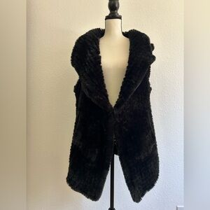 TAHARI SIZE L  Black Faux Fur Draped Longline Vest WAFFLE KNIT COLLARED